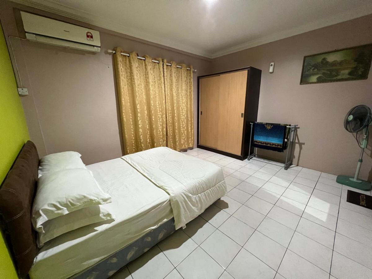 Hanif Homestay Kuching Luaran gambar