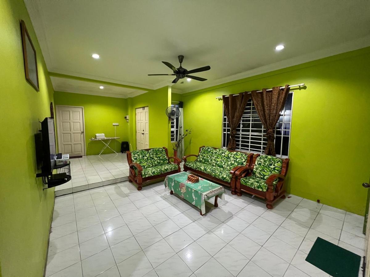 Hanif Homestay Kuching Luaran gambar