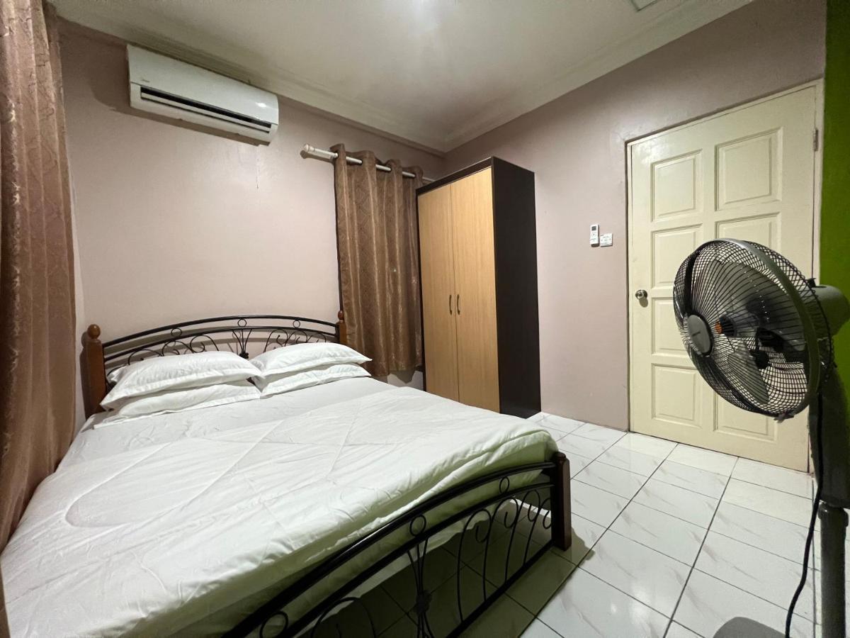 Hanif Homestay Kuching Luaran gambar