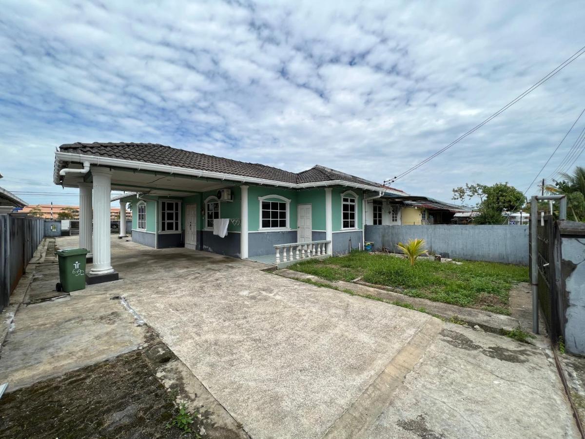 Hanif Homestay Kuching Luaran gambar