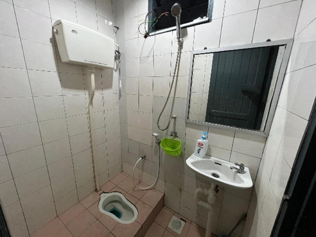 Hanif Homestay Kuching Luaran gambar