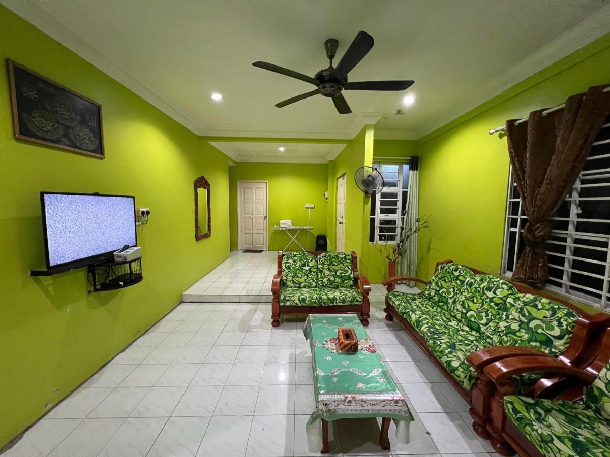 Hanif Homestay Kuching Luaran gambar